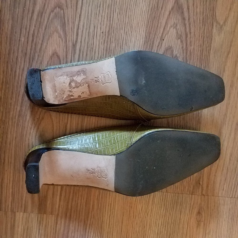 vanelli olive green mules - Picture 4 of 4
